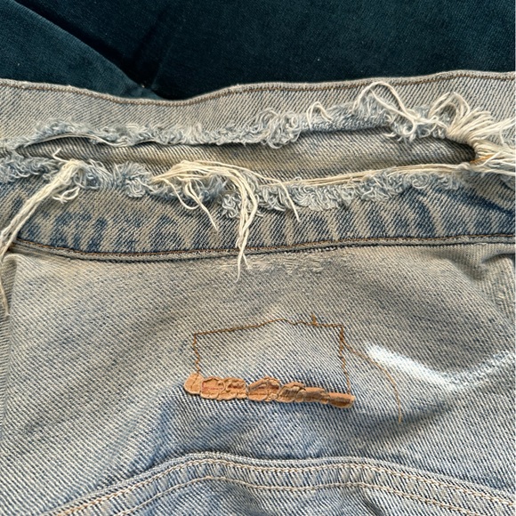 Vintage Levi’s Denim Jacket - Picture 5 of 6